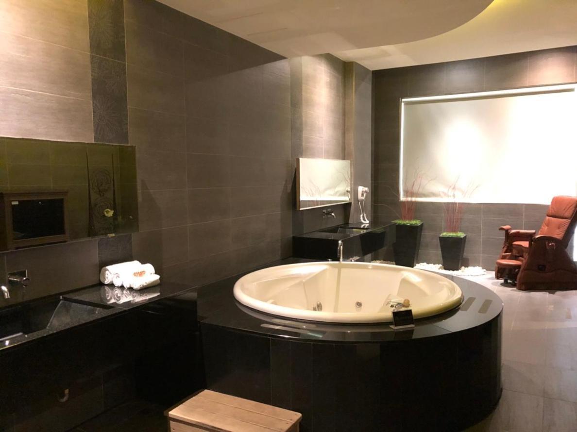 Idee Spa Motel Yangmei エクステリア 写真